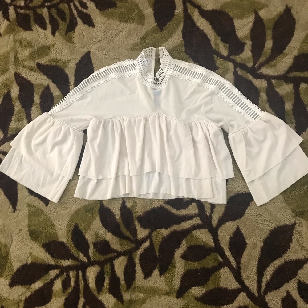 Bebe Cream Crop Top